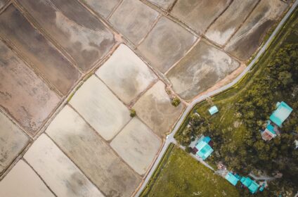 Terrain Résidentiel de 300 m² avec Double Façade kairouan